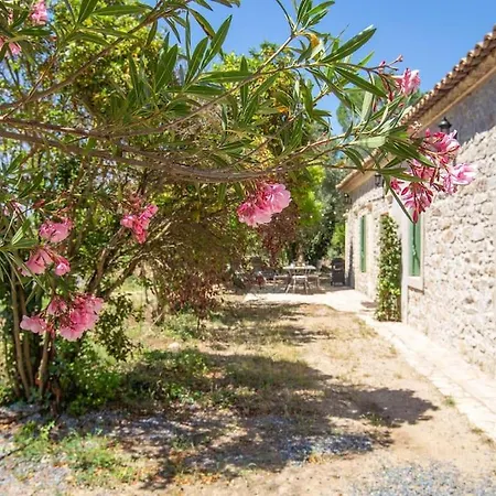 Chambre D'hotes Dans Les Vignes Proche De La Mer *